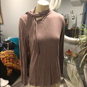 3/$33 - R & W long sleeved top